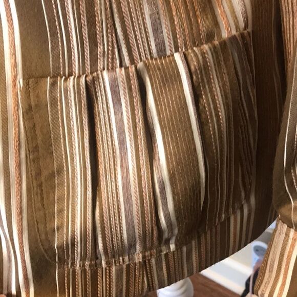 Lafayette 148 New York metallic striped blazer! - Picture 4 of 9
